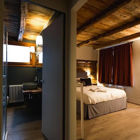 Granuit & Breakfast 3*